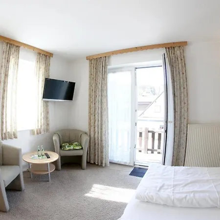 Guest house Gasthof Zum Diemeltal 3*