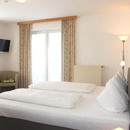 祖迪麦塔尔旅馆 3* 马尔斯贝格